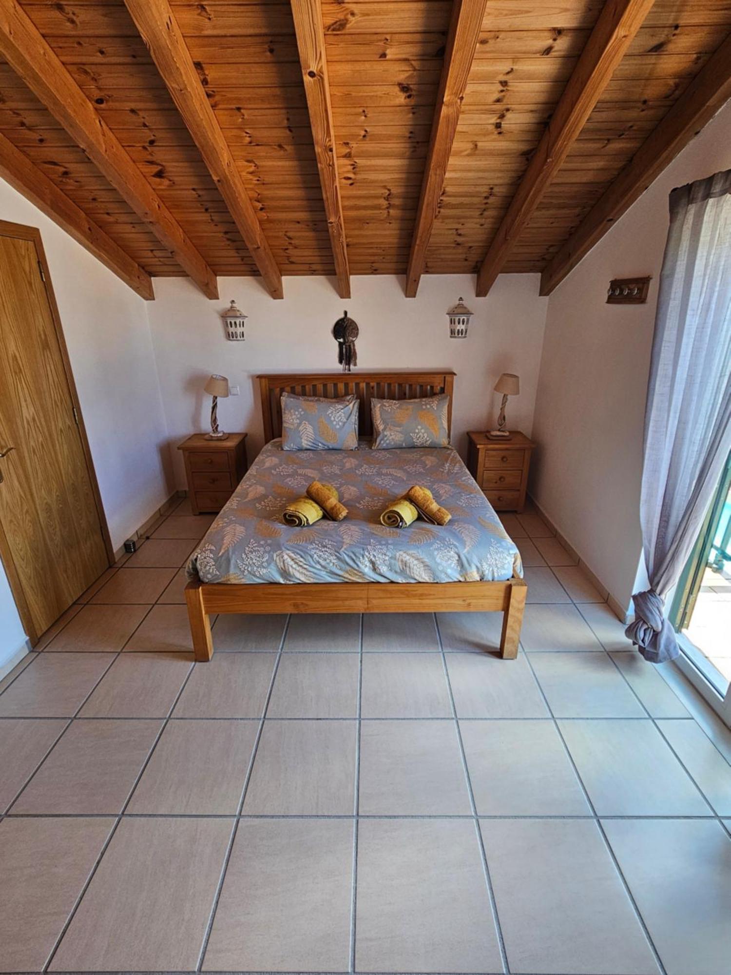 Casa Delbon Guest House อัลเจซูร์ ภายนอก รูปภาพ