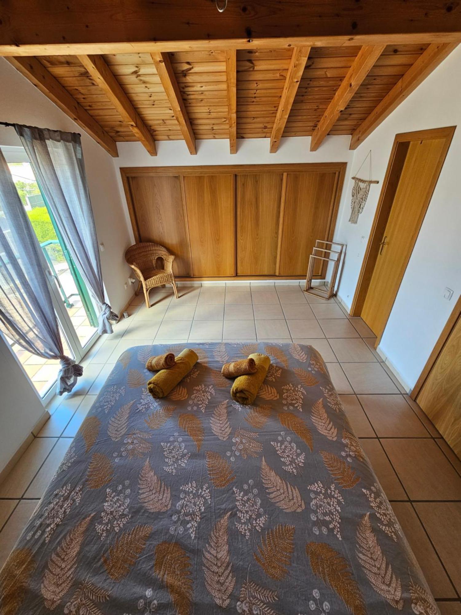 Casa Delbon Guest House อัลเจซูร์ ภายนอก รูปภาพ