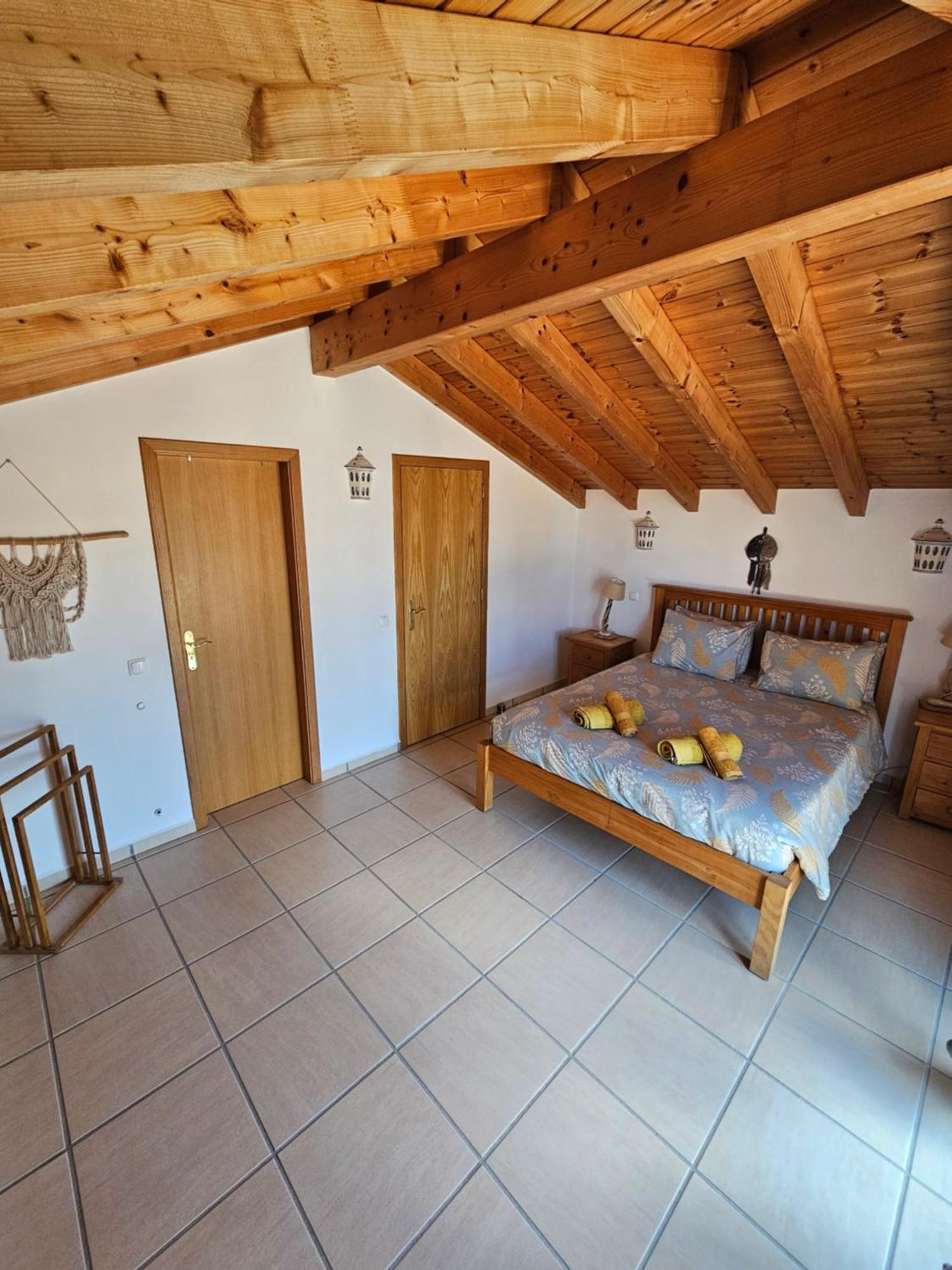 Casa Delbon Guest House อัลเจซูร์ ภายนอก รูปภาพ